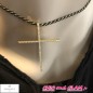 Collier croix strass cordon tressé noir 